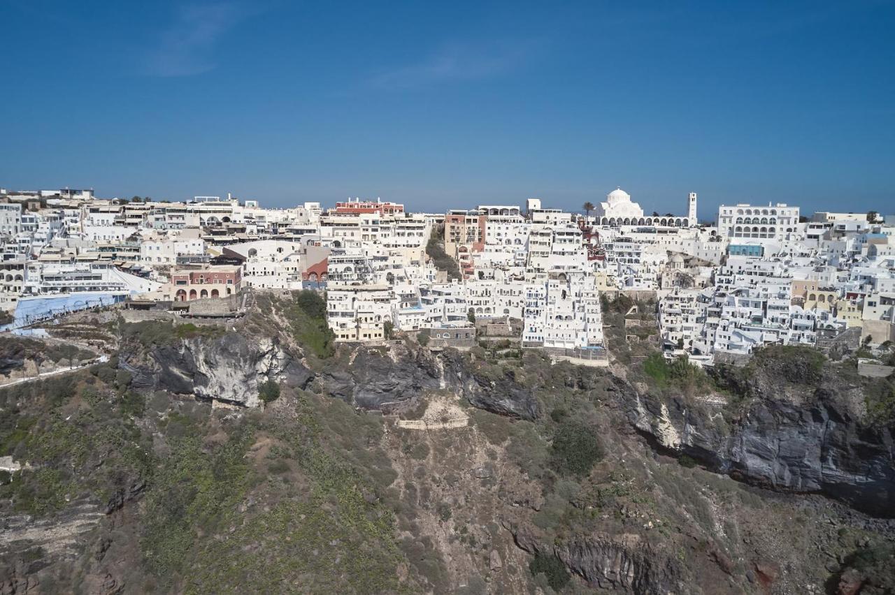 Amphitheater Cave Houses Fira  Extérieur photo